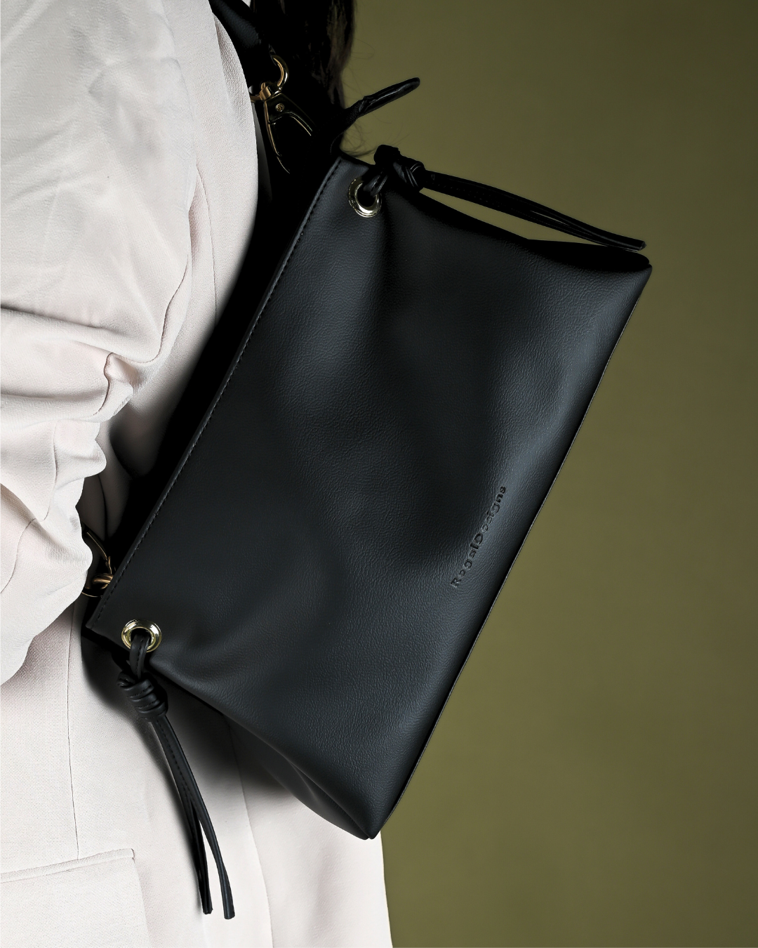 Zara Shoulder Bag - Black