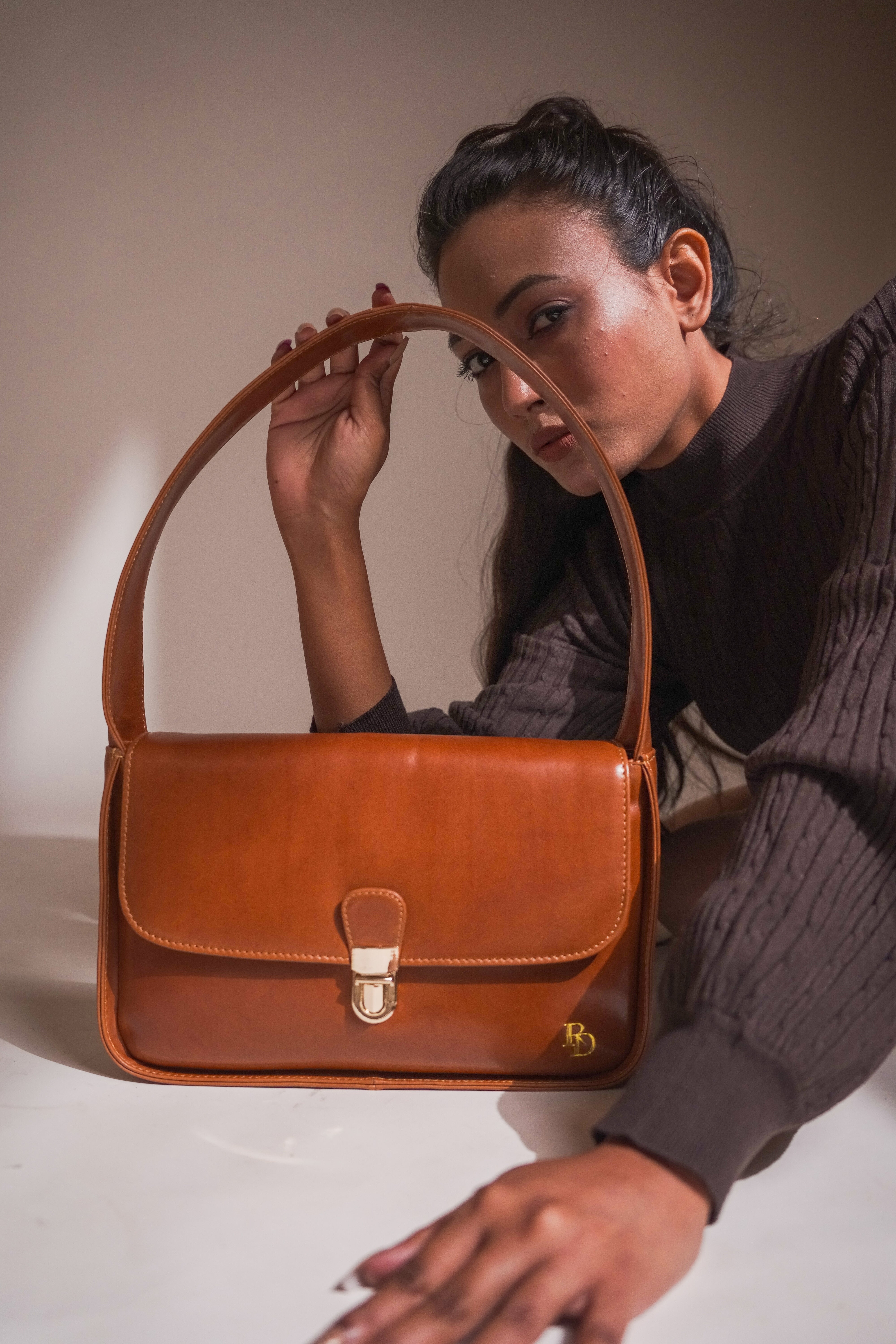 Florence Shoulder Bag – RegalDesigns - Main Image