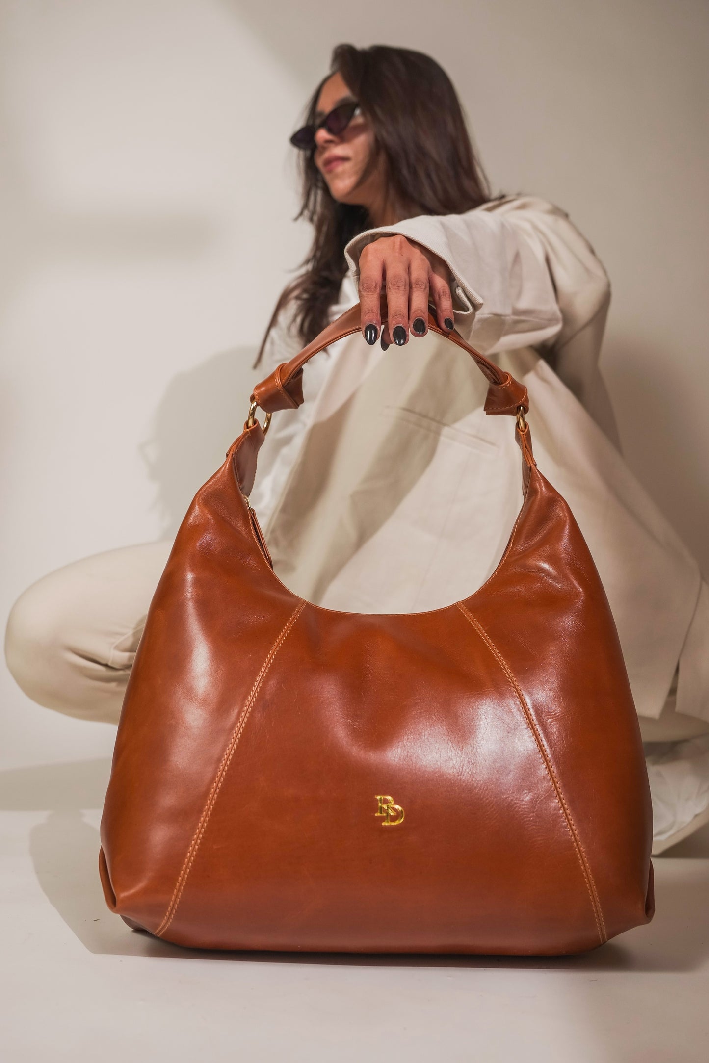 Victoria - Tote Bag