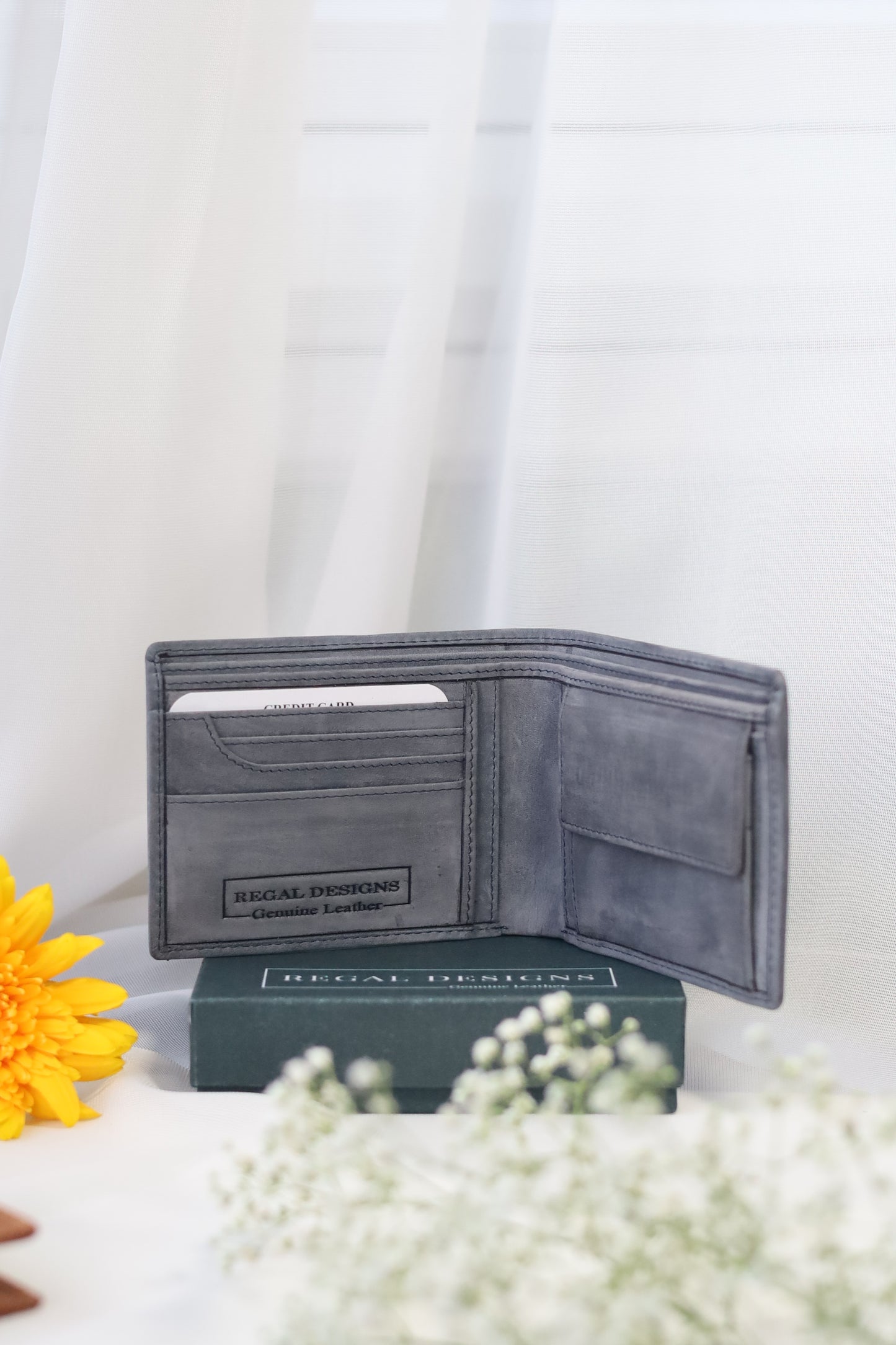 Men's Petrol Blue Classic Hunter Leather Wallet without Album