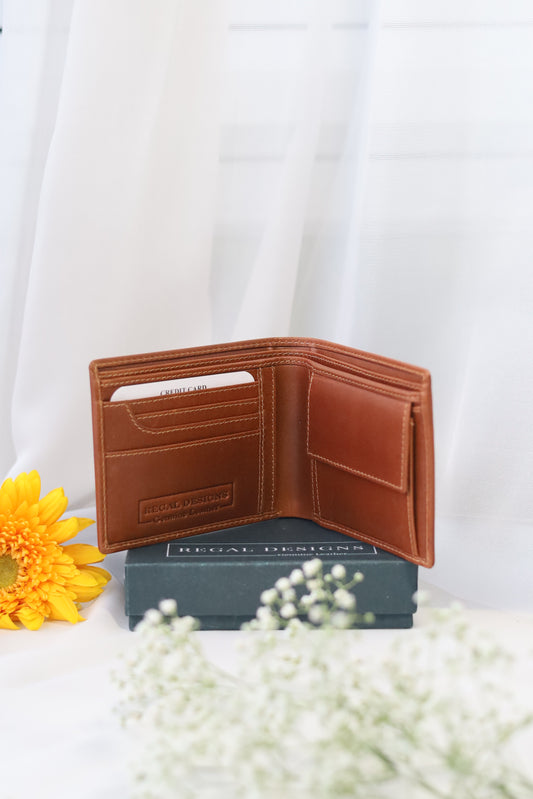 Men's Tan Wallet in Buff Pull up Leather Without Album