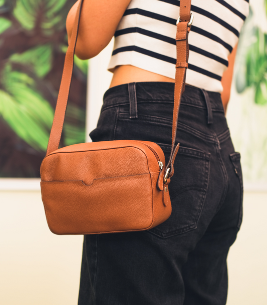 AMBER - Sling Bag