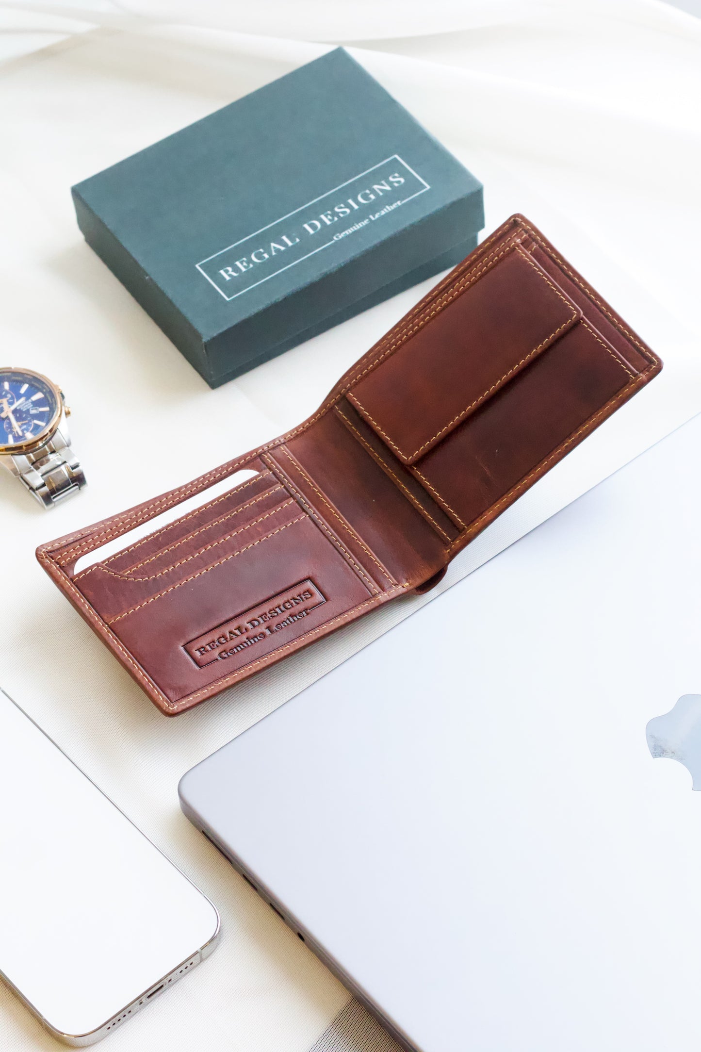 Men's Cognac Wallet in VT Pull up Leather without Album