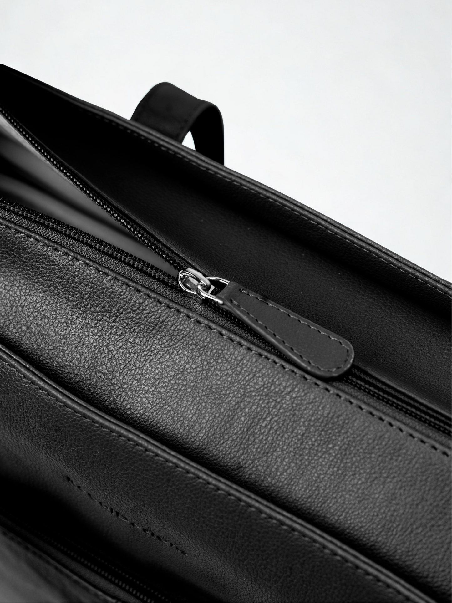Regalia Tote Bag - Black