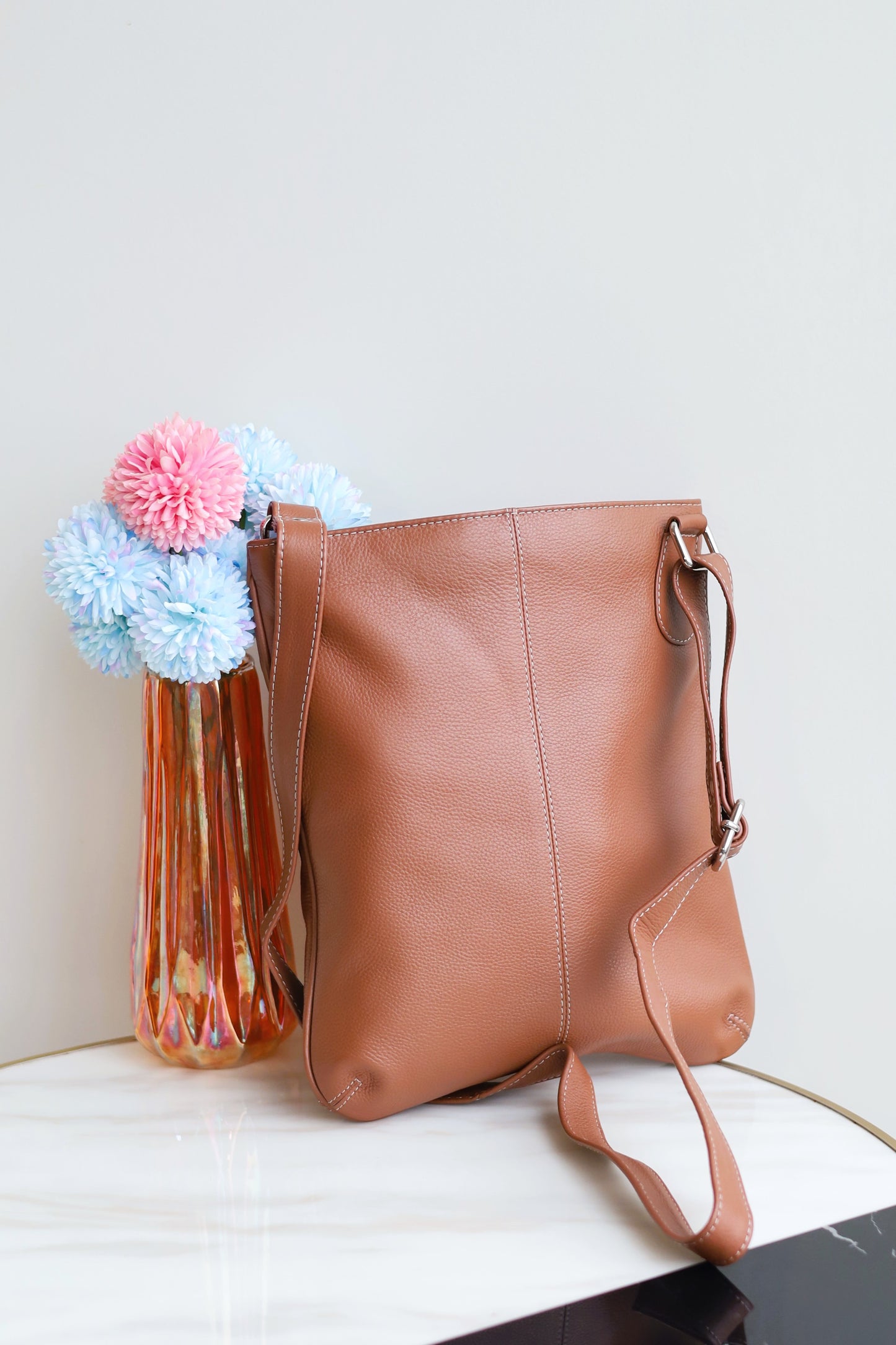 Super-size carryall Tan Cross Body