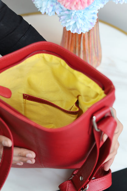 Super-size carryall Red Cross Body